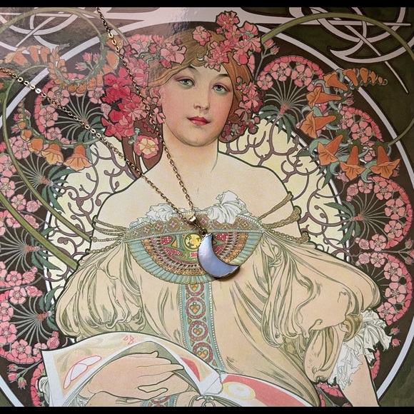 Jewelry - Mother of Pearl Crescent Moon Necklace